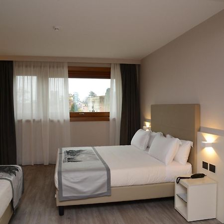 Albergo Roma, BW Signature Collection Кастелфранко Венето Екстериор снимка
