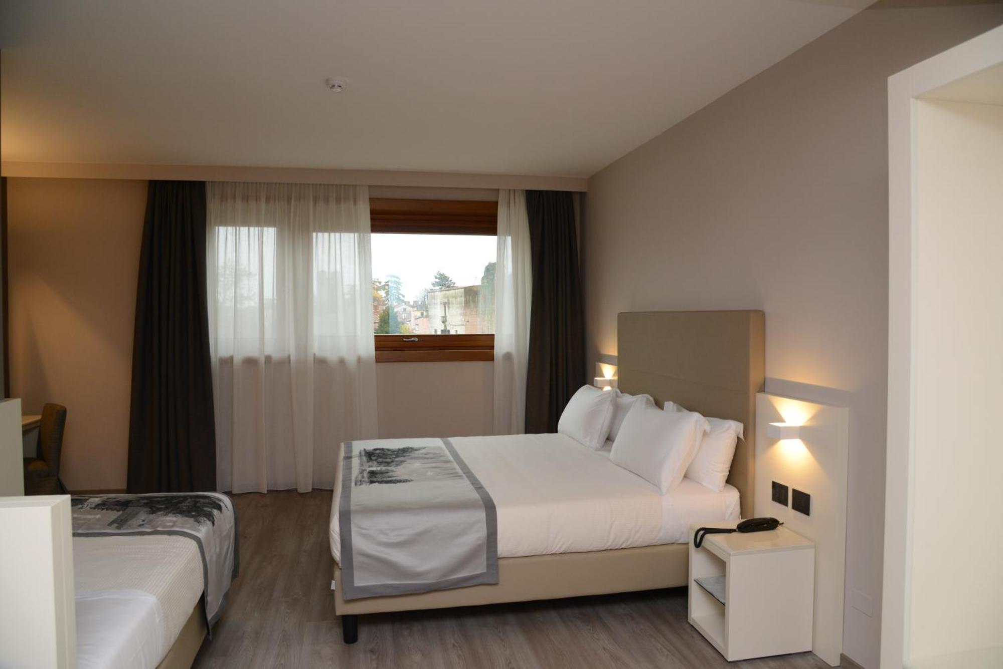 Albergo Roma, BW Signature Collection Кастелфранко Венето Екстериор снимка