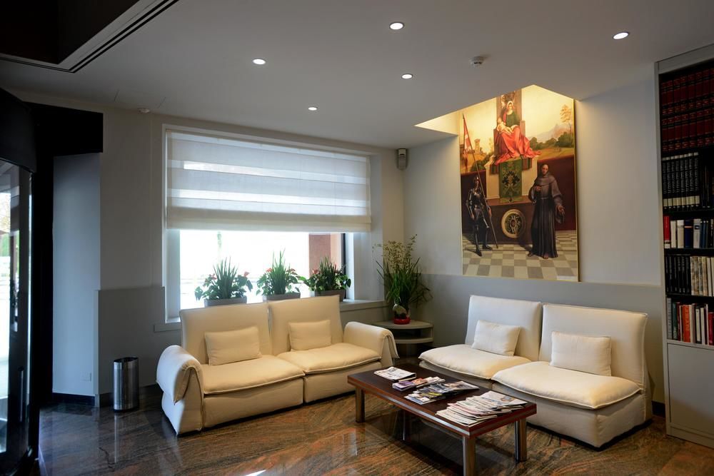 Albergo Roma, BW Signature Collection Кастелфранко Венето Екстериор снимка