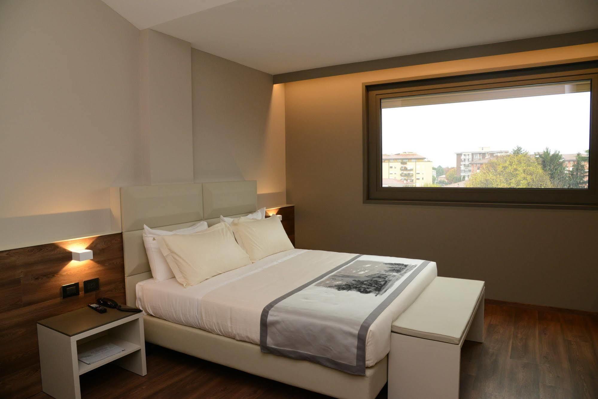 Albergo Roma, BW Signature Collection Кастелфранко Венето Екстериор снимка